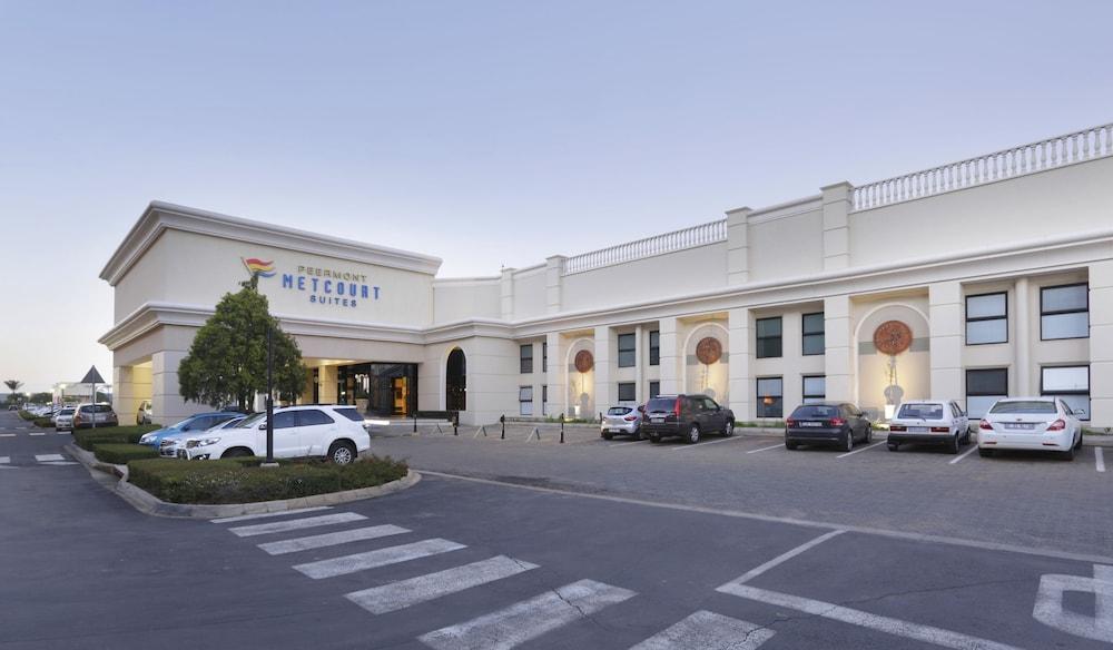 Peermont Metcourt Suites At Emperors Palace Kempton Park Esterno foto