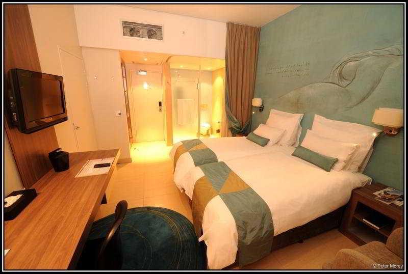Peermont Metcourt Suites At Emperors Palace Kempton Park Esterno foto